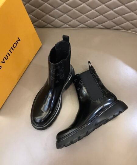 Louis Vuittion LV Bold Chelsea Boot Black For Men LV 1A9FE5