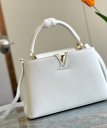 Louis Vuitton Capuciness MM Handbag White For Women, Women’s Handbags, Shoulder Bags And Crossbody Bags 12.4in/32cm LV