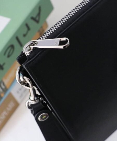 Alternative view of Gucci Pouch in Black With Blade Embroidery For Men 12in/31cm GG