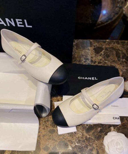 Chanel Interlocking CC Logo Mary Jane Flats White For Women