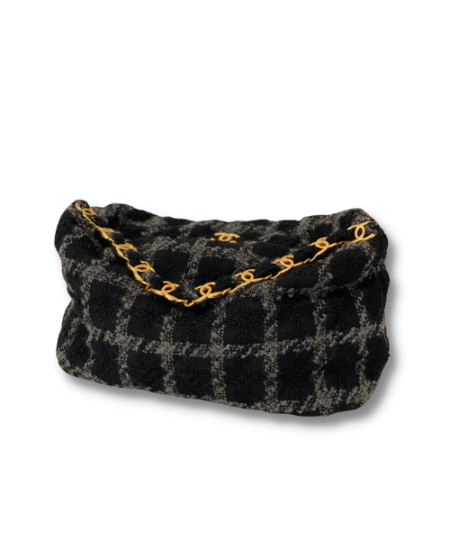 Chanel Maxi Hobo Bag Black For Women 19.5in/50cm AS3564