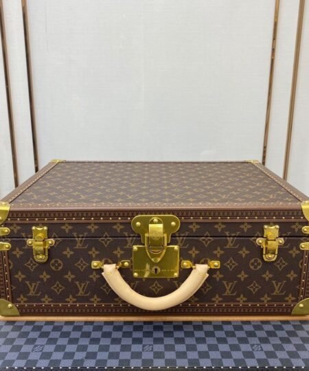 Alternative view of Louis Vuitton Cotteville 50 Monogram Canvas For Women, Travel Bags 19.7in/50cm LV