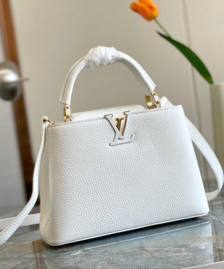 Louis Vuitton Capucines BB White For Women, Women’s Handbags, Shoulder Bags And Crossbody Bags 10.6in/27cm LV