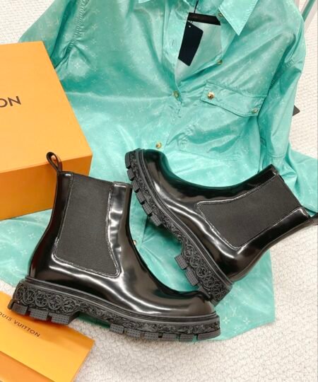 Louis Vuitton LV Baroque Chelsea Boot Black For Men LV 1AAHB9
