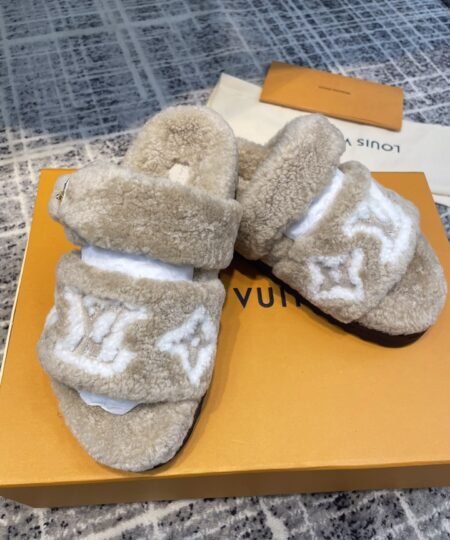 Louis Vuitton Women’s Paseo Flat Comfort Mule Beige For Women LV