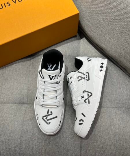 Louis Vuitton LV Trainer Sneaker Black For Men LV 1AAGY7