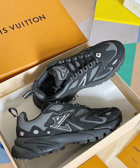 Louis Vuitton Men’s LV Runner Tatic Sneaker Black For Men LV 1A9UNT