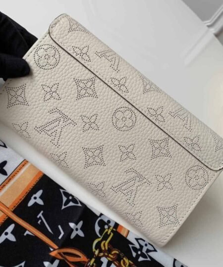 Alternative view of Louis Vuitton Iris Wallet Monogram Canvas Greige For Women, 19cm LV M60144