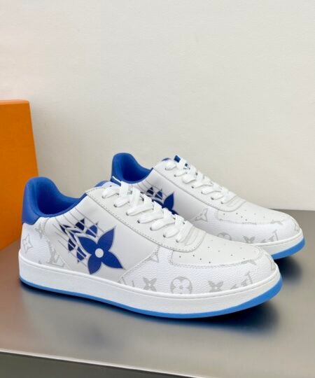 Louis Vuittion Rivoli Sneaker White For Men LV 1AA44U