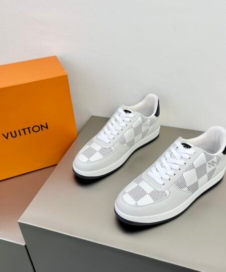 Louis Vuittion Rivoli Sneaker White For Men LV