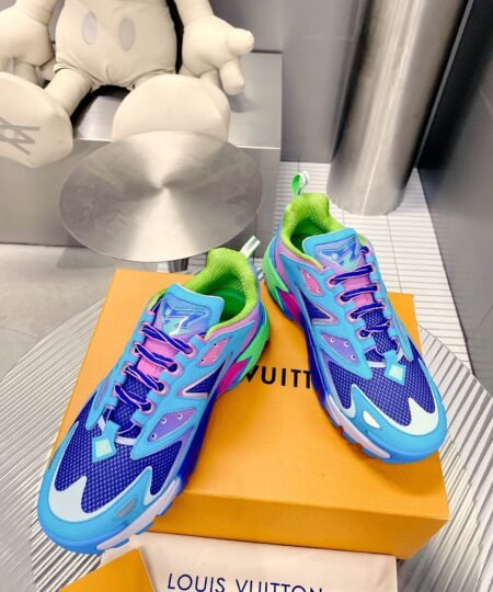 Louis Vuittion LV Runner Tatic Sneaker Blue For Men LV 1A9UOR