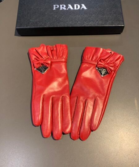 Prada Nappa Gloves In Red