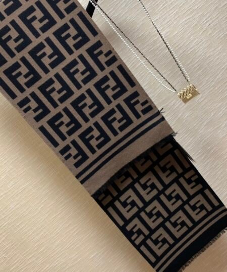 Fendi Wool and Silk Brown and Black 180cm/71in