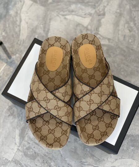 Gucci Men’s GG Crisscross Slide Sandals Beige For Men 429362