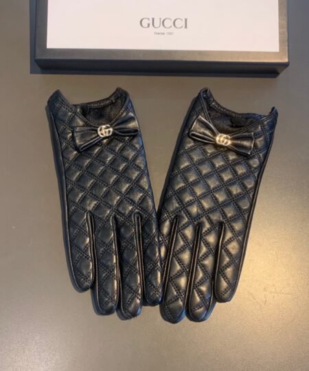 Gucci Gloves With Signature Double G Motif In Black