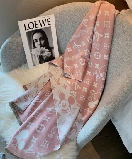 Louis Vuitton Game On Scarf Pink 71in/180cm