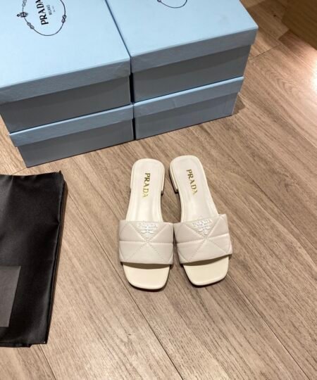 Prada Quilted Nappa Sabots White For Women 0.4in/10mm PRD 1XX583_038_F0009_F_B010