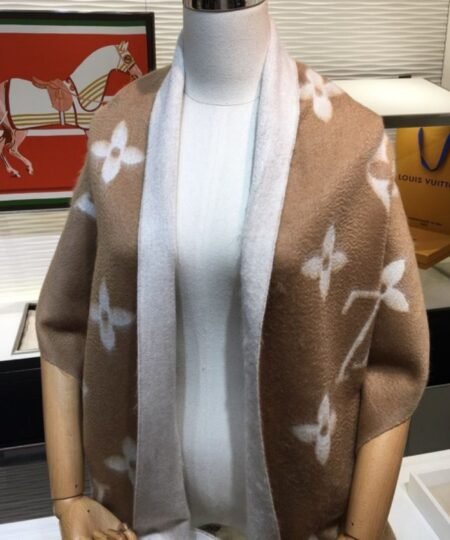 Louis Vuitton Reykjavik Scarf Brown 75in/190cm M76067