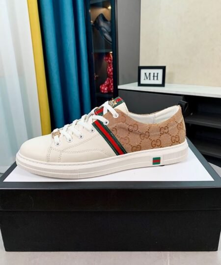 Gucci Men’s GG Sneakers With Cedakhan White For Men