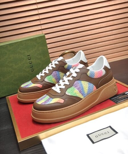 Gucci Men’s Sneaker With Pale Rainbow Brown For Men ‎669582