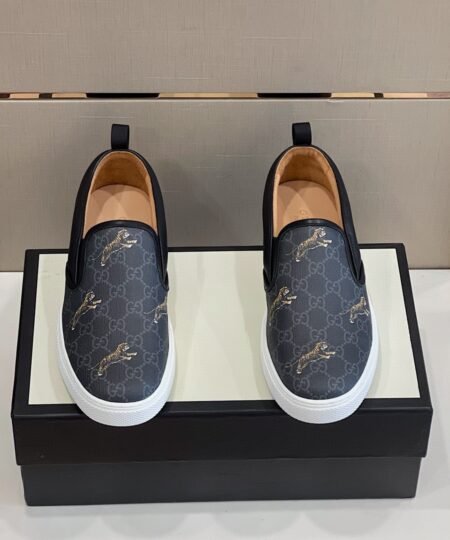 Gucci Men’s Ace GG Supreme Slip-On With Tigers Printed Black For Men 407362 G0K10 1101