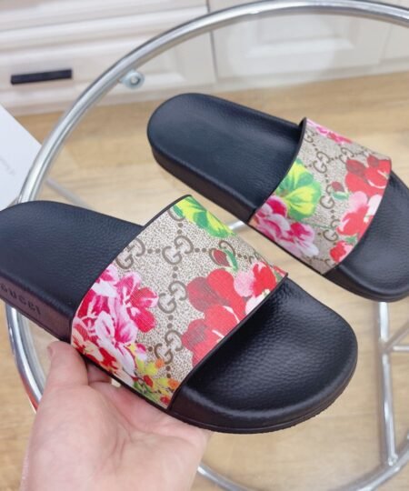 Alternative view of Gucci Men’s Slides Bloom Print Red For Men 408508 G2200 8919