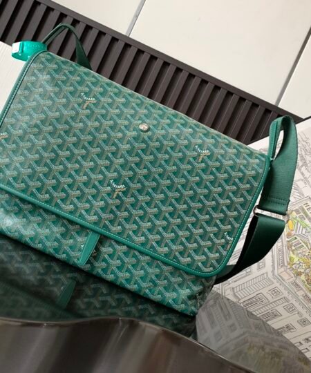 Alternative view of Goyard Capetien MM Messenger Bag Green For Women‎ 10.2in/26cm CAPETIMMLTY09CG09P