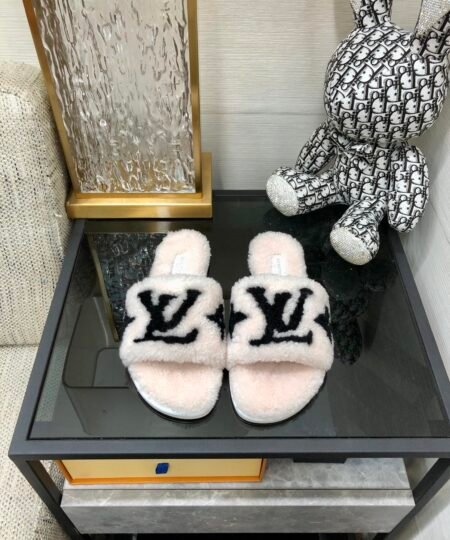 Louis Vuitton Women’s Magnetic Flat Mule White For Women LV