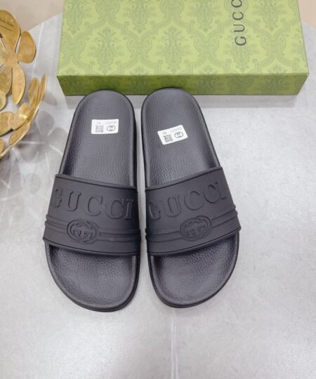 Gucci Women’s Logo Rubber Slide Black For Women 522887 JCZ00 1031