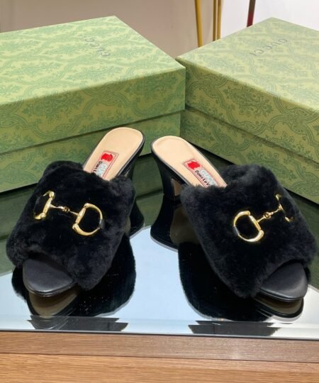 Gucci Horsebit Slide Sandal With Fur Black For Women