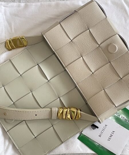 Alternative view of Bottega Veneta Cassette White, For Women, Women’s Bags 9.1in/23cm 666870V17H19009