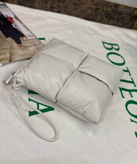 Bottega Veneta Clutch White, For Women, Women's Bags 11in/28cm