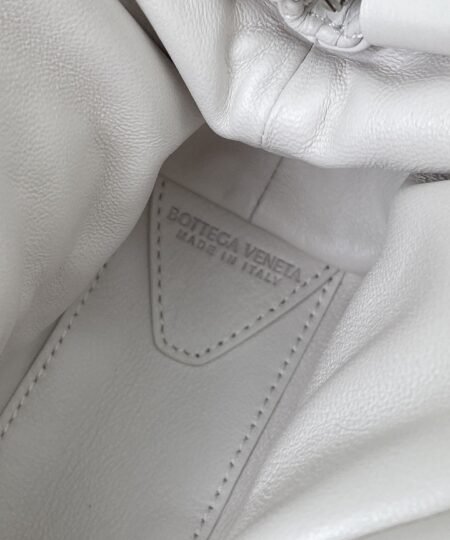 Alternative view of Bottega Veneta Point Chalk, For Women, Women’s Bags 9.4in/24cm 661986V0TB19137