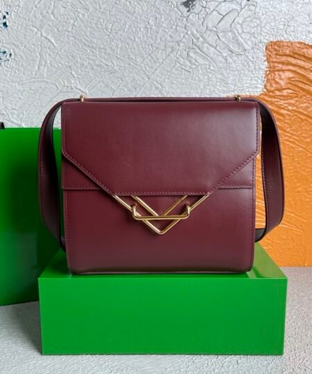 Bottega Veneta Clip Bag Purple, For Women, Women’s Bags 9in/23cm