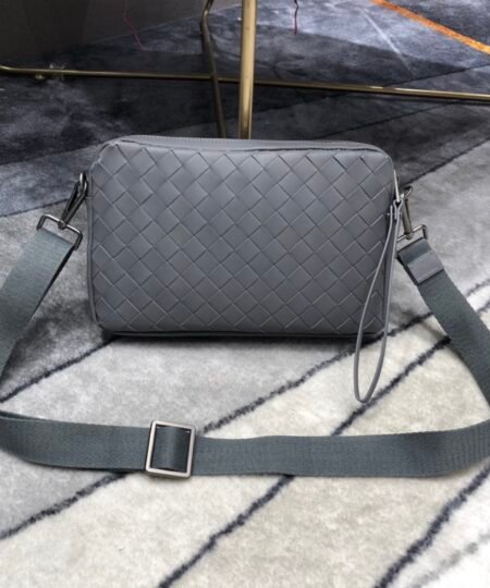 Bottega Veneta Classic Intrecciato Gray, For Women, Women’s Bags 9.6in/24.5cm