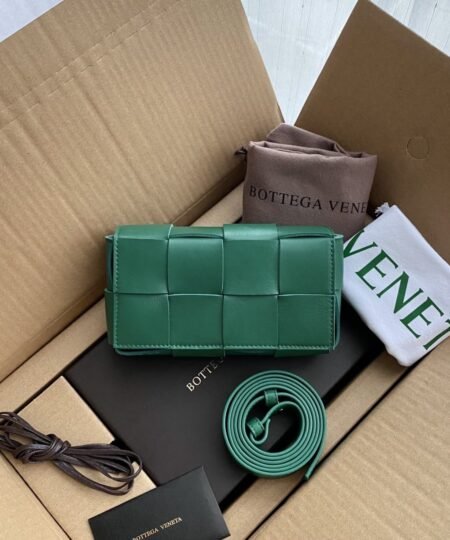 Bottega Veneta Belt Cassette Dark Green, For Women, Women’s Bags 6.9in/17.5cm