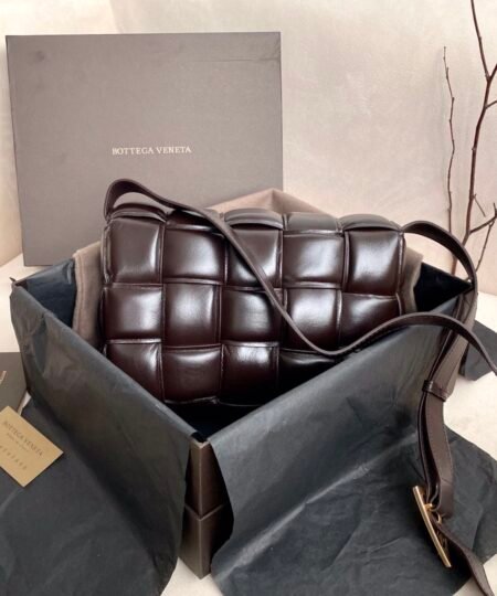 Bottega Veneta Padded Cassette Bag For Women 10.2in/26cm In Fondant 591970VCQR12132