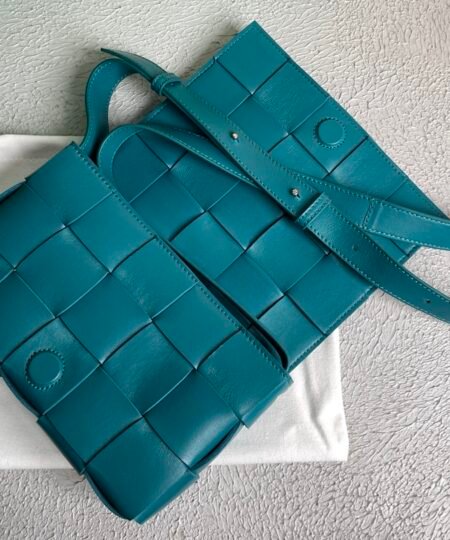 Alternative view of Bottega Veneta Cassette Blaster, For Women, Women’s Bags 9.1in/23cm 578004VMAY14636