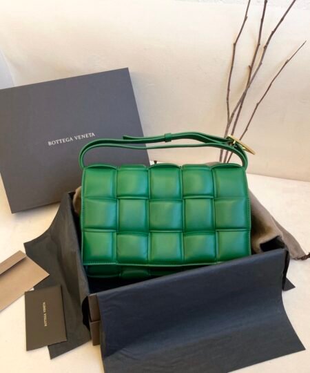 Bottega Veneta Padded Cassette Bag For Women 10.2in/26cm In Green