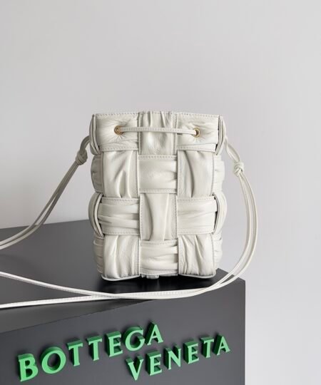 Bottega Veneta Small Cassette Bucket Bag White, For Women, Women's Bags 7.1in/18cm 717187V2FY39009