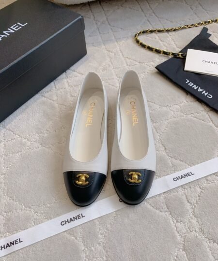 Chanel Sandals White/Black For Women