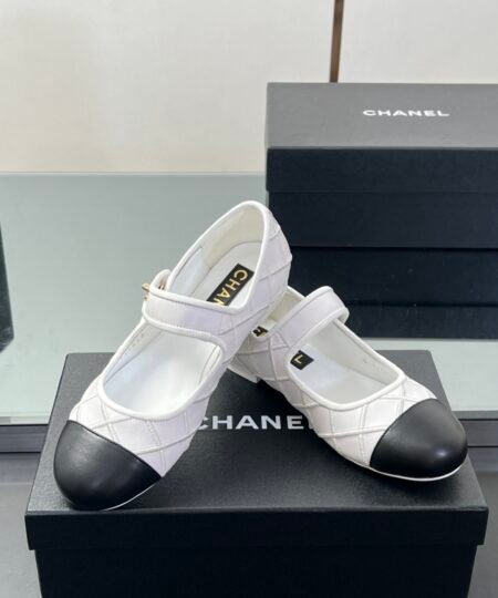 Chanel Sandals White/Black For Women