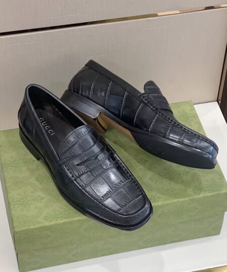 Alternative view of Gucci Men’s Horsebit Crocodile Loafer Black For Men 699501 0GQ00
