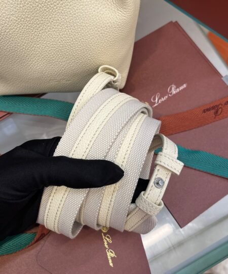 Alternative view of [True-to-ORIGINAL] Loro Small Bale Whisper White Bag For Women 17cm/6.7 - FAN8964(1615)