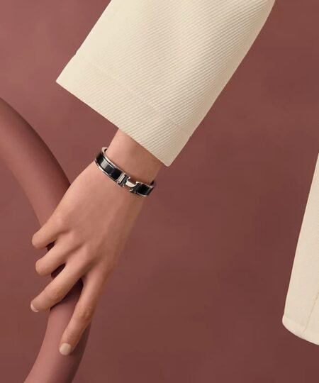 Alternative view of Hermes Clic H Bracelet Noir H700001FP01PM