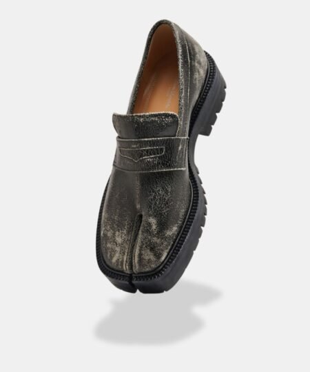 Alternative view of Maison Margiela Flats Tabi County Loafer Black And White For Women – S58WR0110P7424H8328