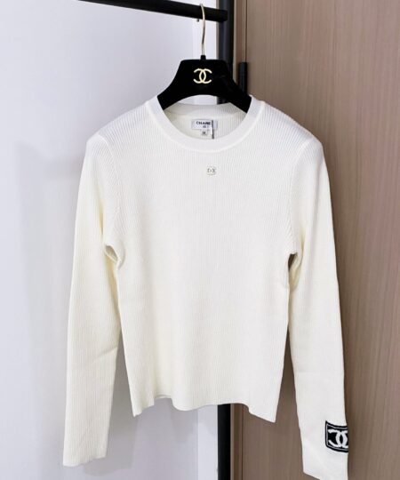 Chanel Clothes – Long Sleeves Ribbed Knit Sweater Cream White For Women