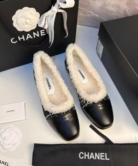 Alternative view of Chanel Shearling Ballet Flats Black For Women