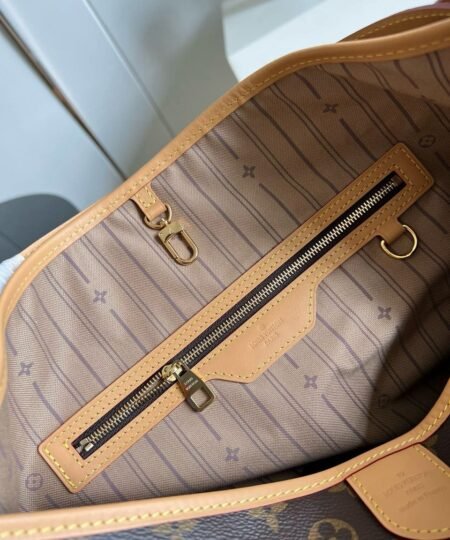 Alternative view of [True-to-ORIGINAL] Louis Vuitton Delightful PM Monogram Canvas Natural For Women 13in/33cm M40352