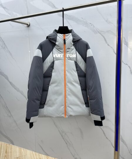 Alternative view of Louis Vuitton Technical Down Ski Jacket Grey For Men – 1AGIQ7